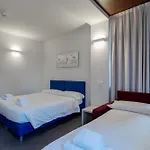 Hostel Stravagante & Verona
