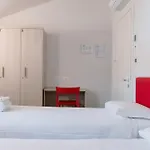 Stravagante & Hostel