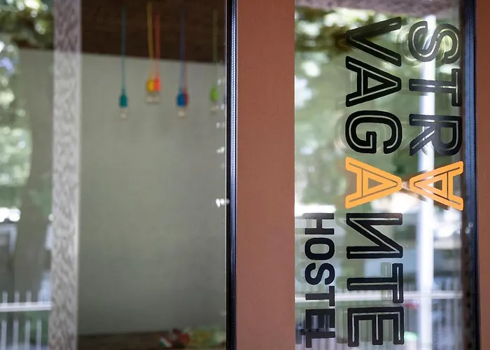 Stravagante & Hostel *