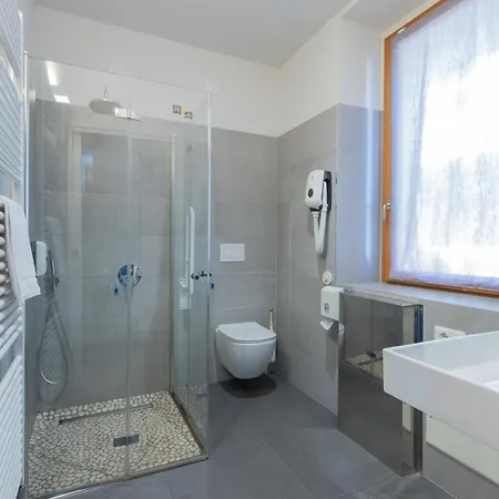 Hostel Stravagante &