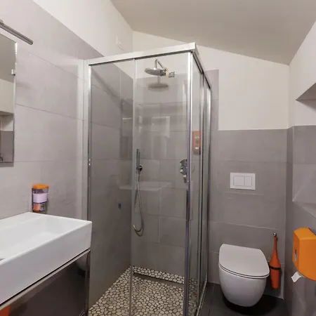 Stravagante & ホステル