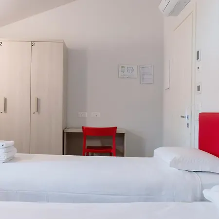 Stravagante & ホステル