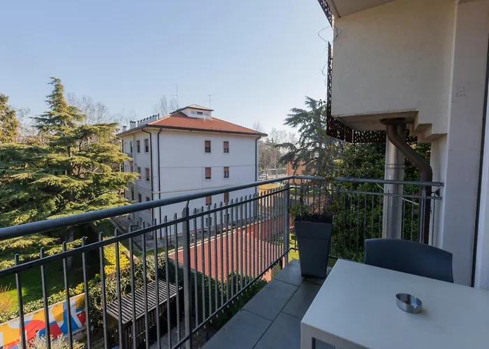 Hostel Stravagante & Verona